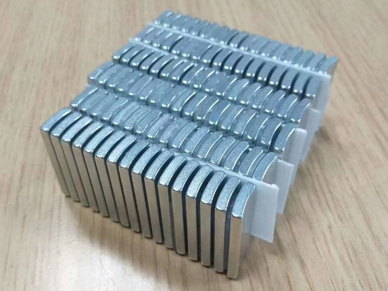 單面磁鐵的具體應(yīng)用及核心原理